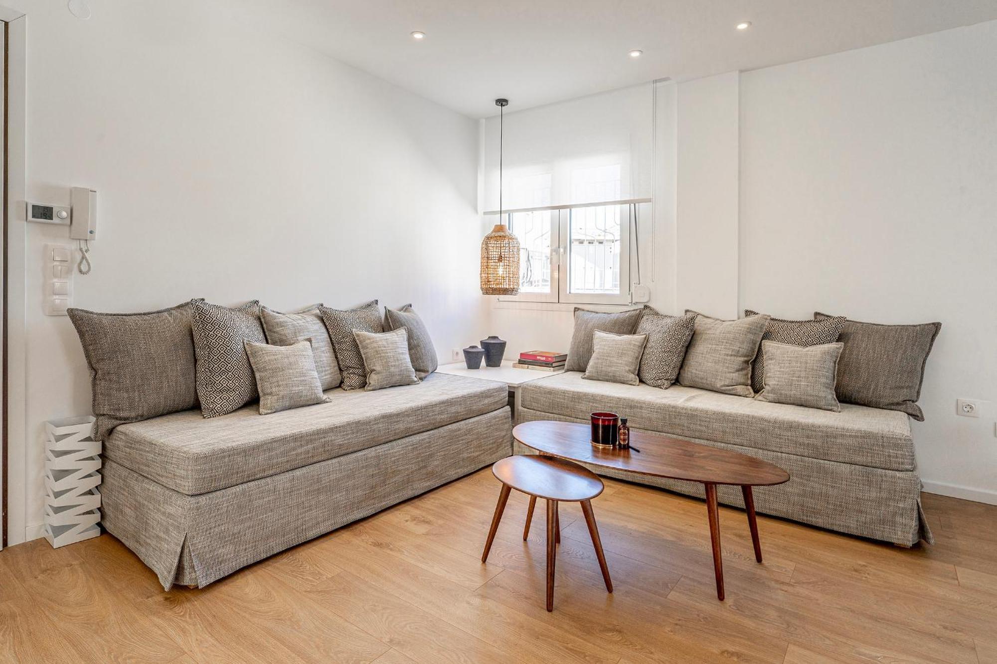 Blanche By Aristotelous Square Apartment